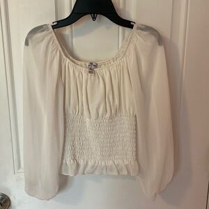 White balloon sleeve top